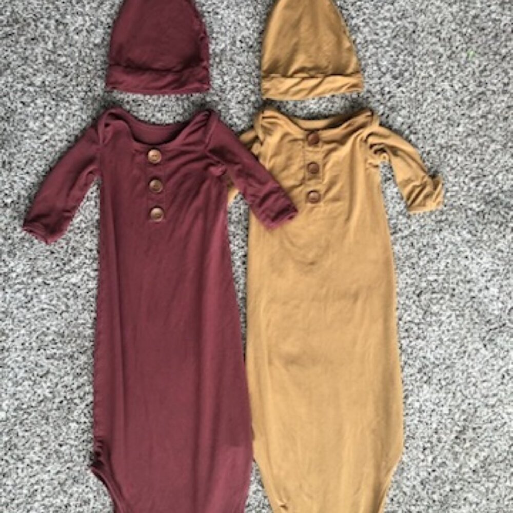 Caden Lane Knotted Gown and knotted hat lot 0-3 months